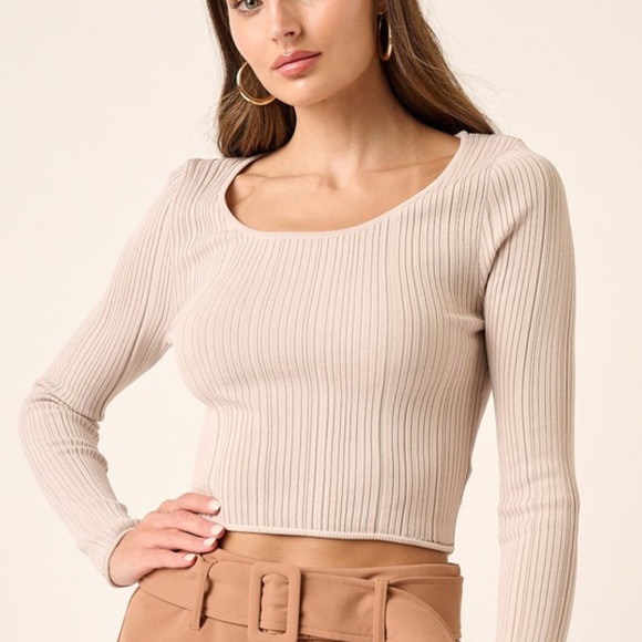 -SWEATER KNIT TOP - Picture 1 of 2